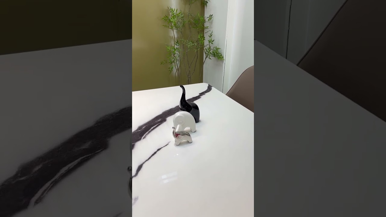 Bộ bàn ăn 6 ghế mặt đá vi tinh thể, ghế bọc da nhập khẩu cao cấp