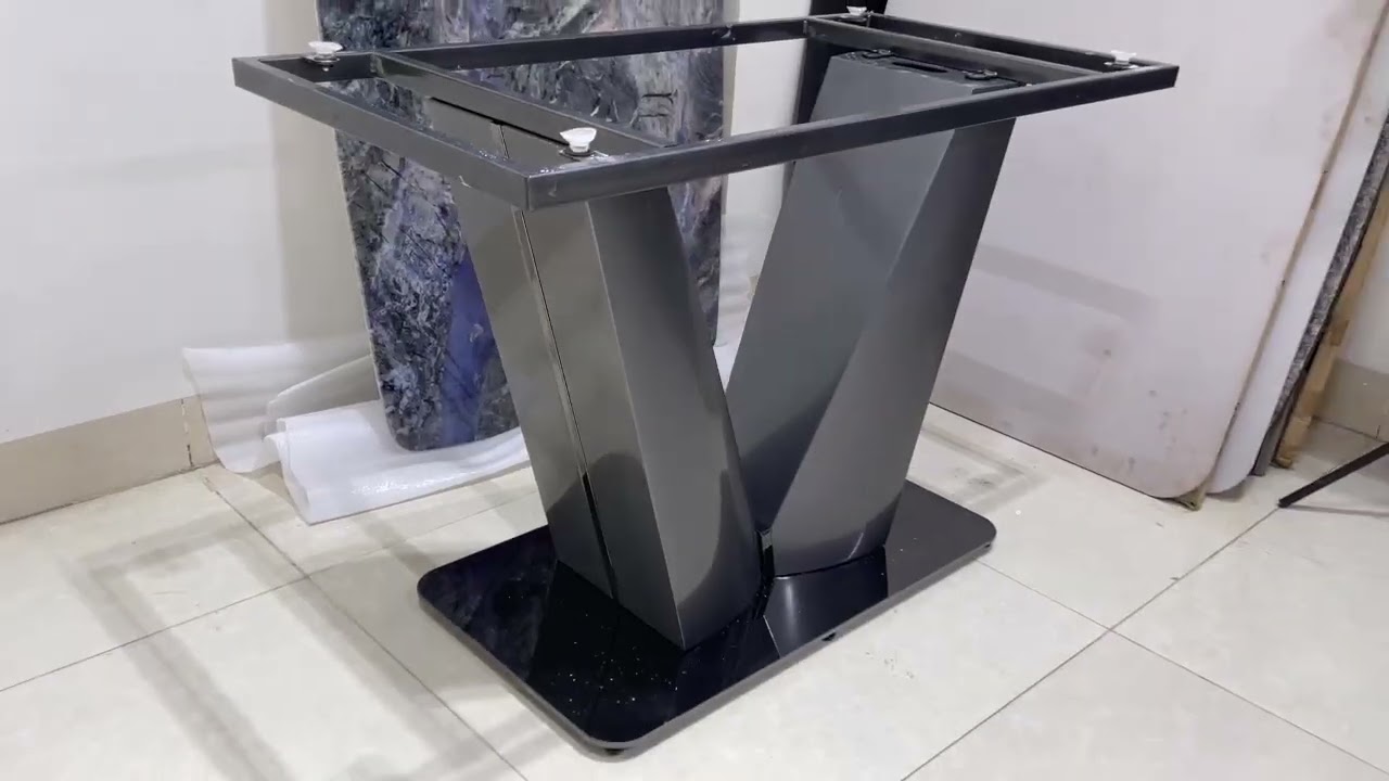 Chi tiết chân bàn mạ titan