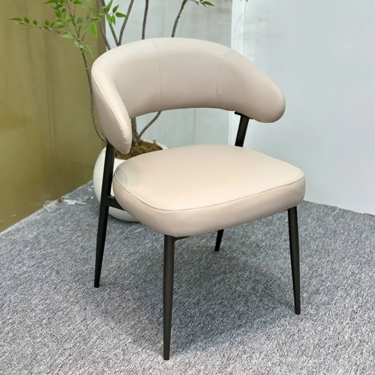 Ghế ăn bọc da chống xước cao cấp - Chubby Chair - Ảnh 3