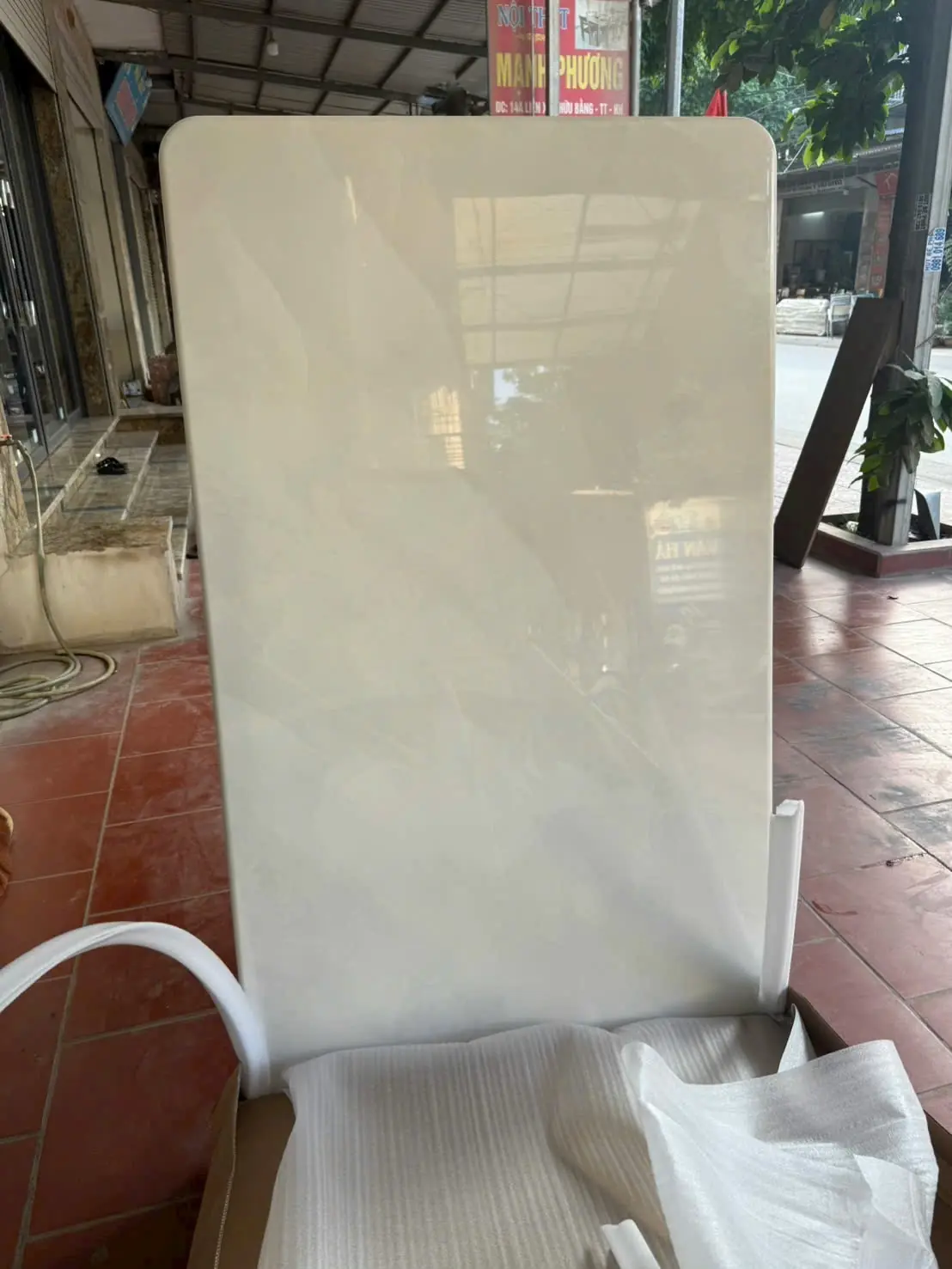 mat ban an mat da vi tinh the dang cap tinh te cho khong gian song hien dai 35