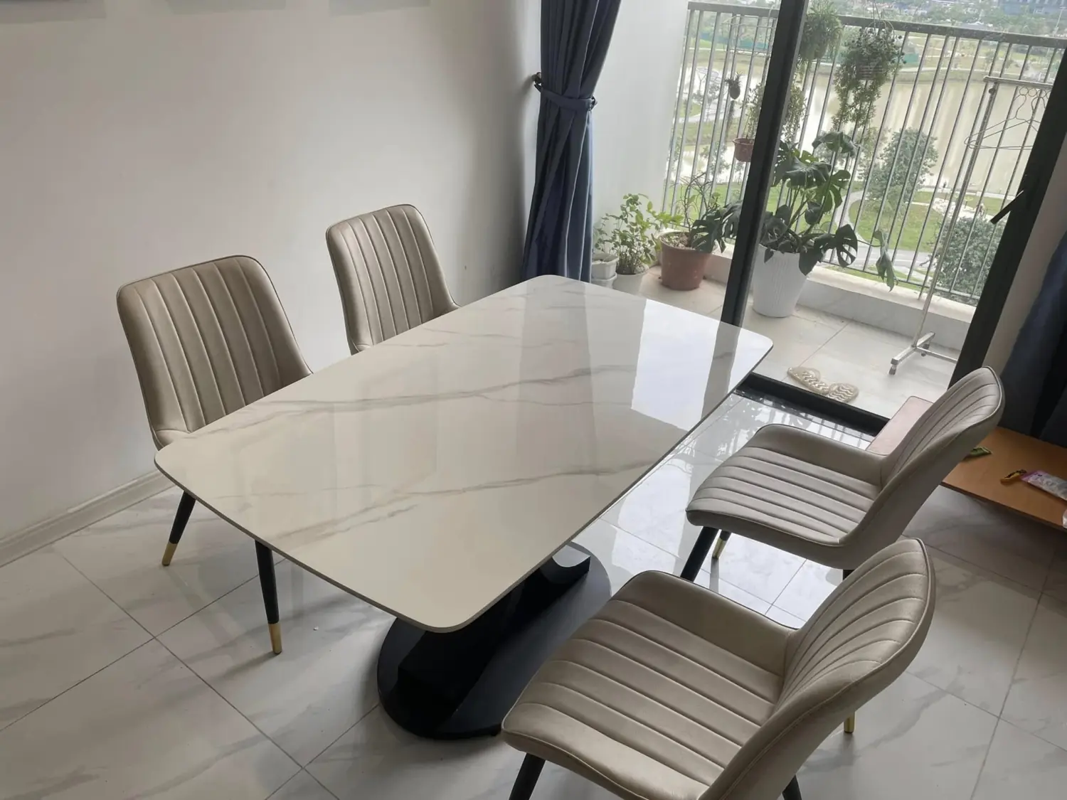 tong hop mau ban an hien dai gia re tai tong kho noi that gia dinh 107