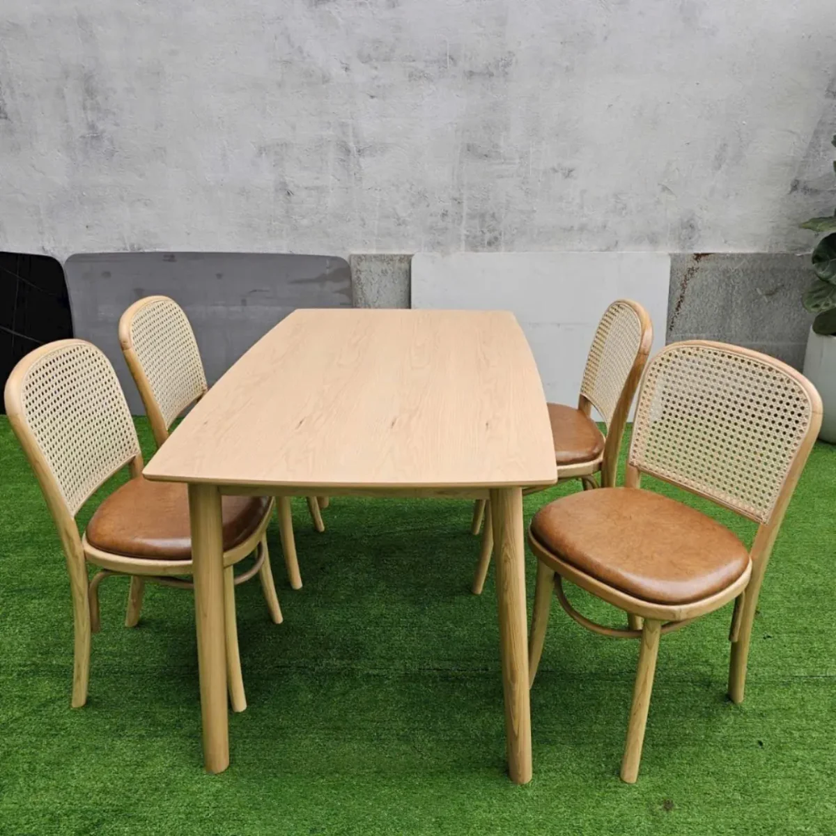 Bộ bàn ăn 4 ghế gỗ tự nhiên cao cấp - SP9834 - Ảnh 7