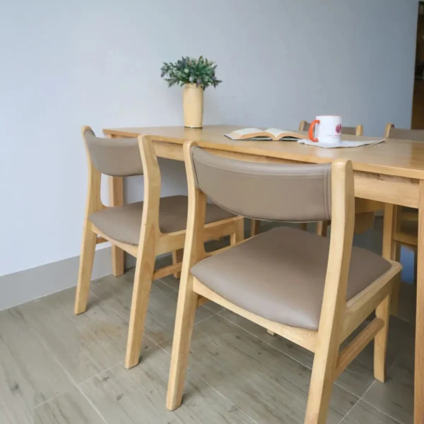 bo ban an 4 ghe go cao su hien dai sp11708 3