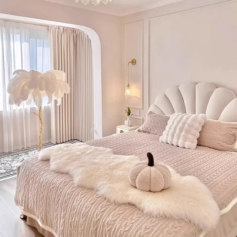 giuong ngu boc nhung dau so diep thiet ke tan co dien sang trong sp12651 3