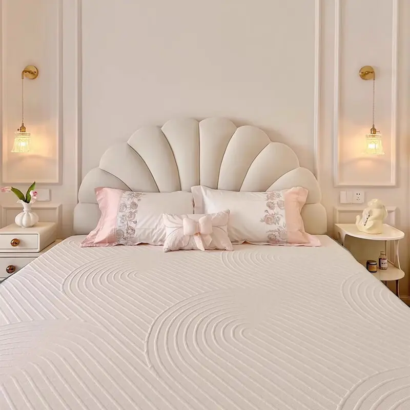 giuong ngu boc nhung dau so diep thiet ke tan co dien sang trong sp12651 5