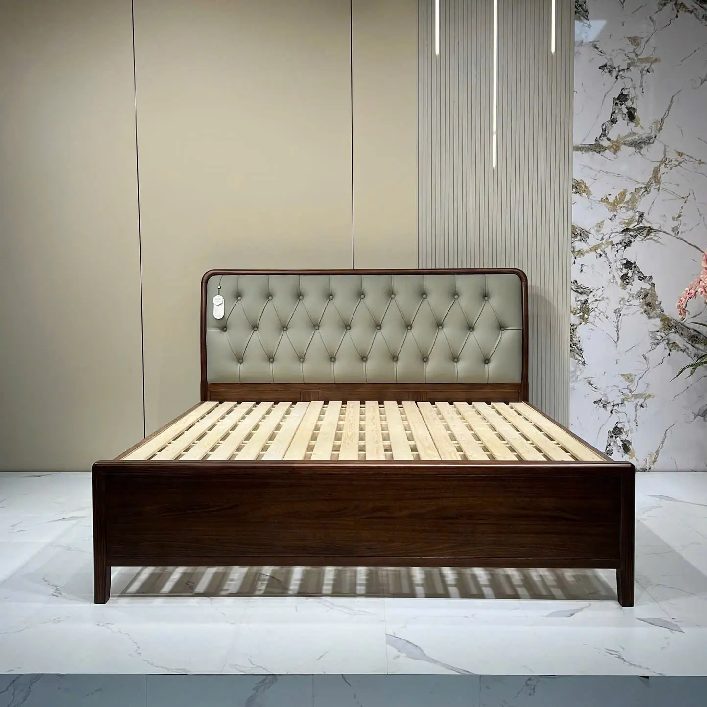 Giường Ngủ Gỗ Sofa Thiết Kế Thanh Lịch - SP13519 8 giuong ngu go sofa thiet ke thanh lich sp13519 3