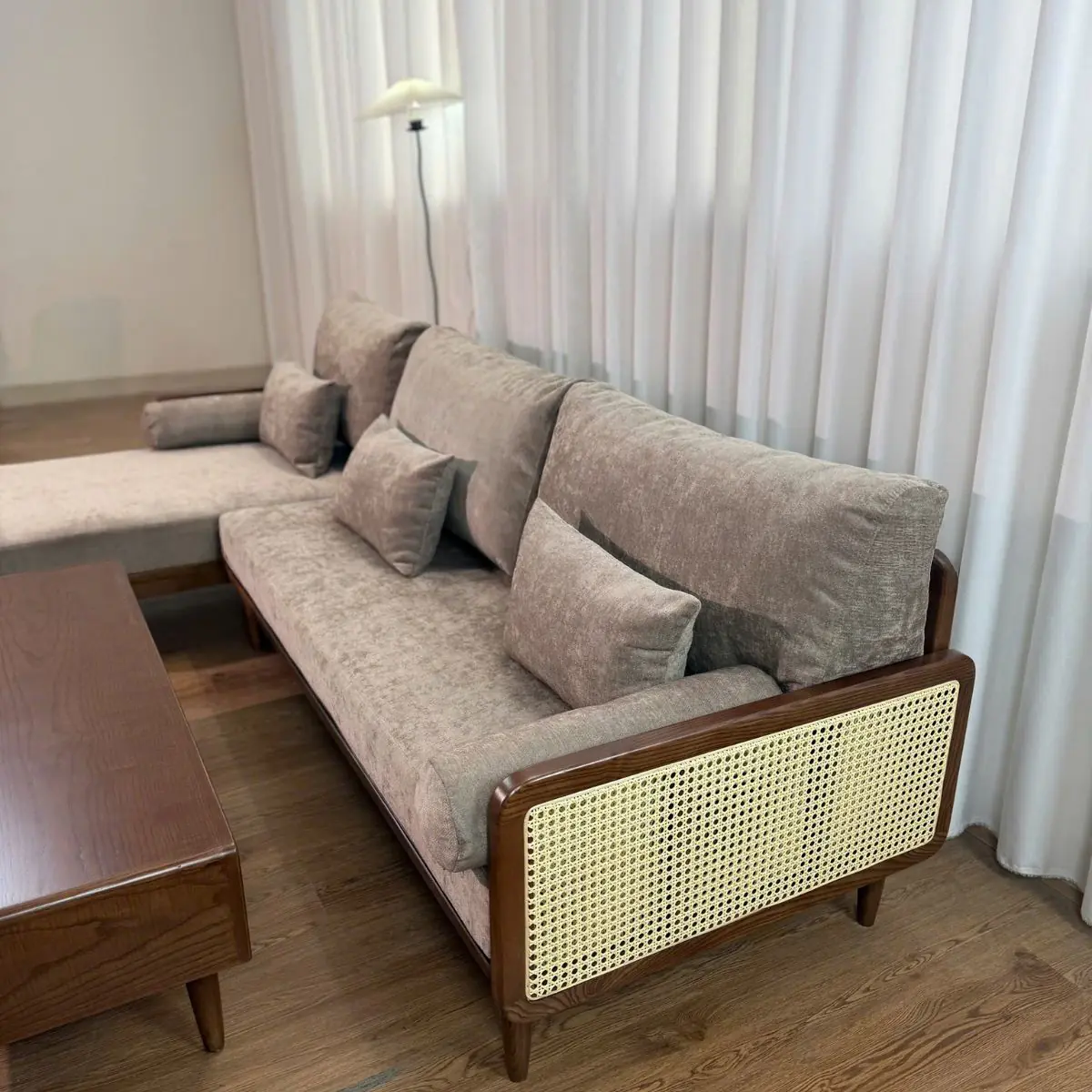 SOFA GÓC GỖ TẦN BÌ PHỐI NAN MÂY BỌC VẢI NỈ CAO CẤP - SP13622 11 sofa goc go tan bi phoi nan may boc vai ni cao cap sp13622 2