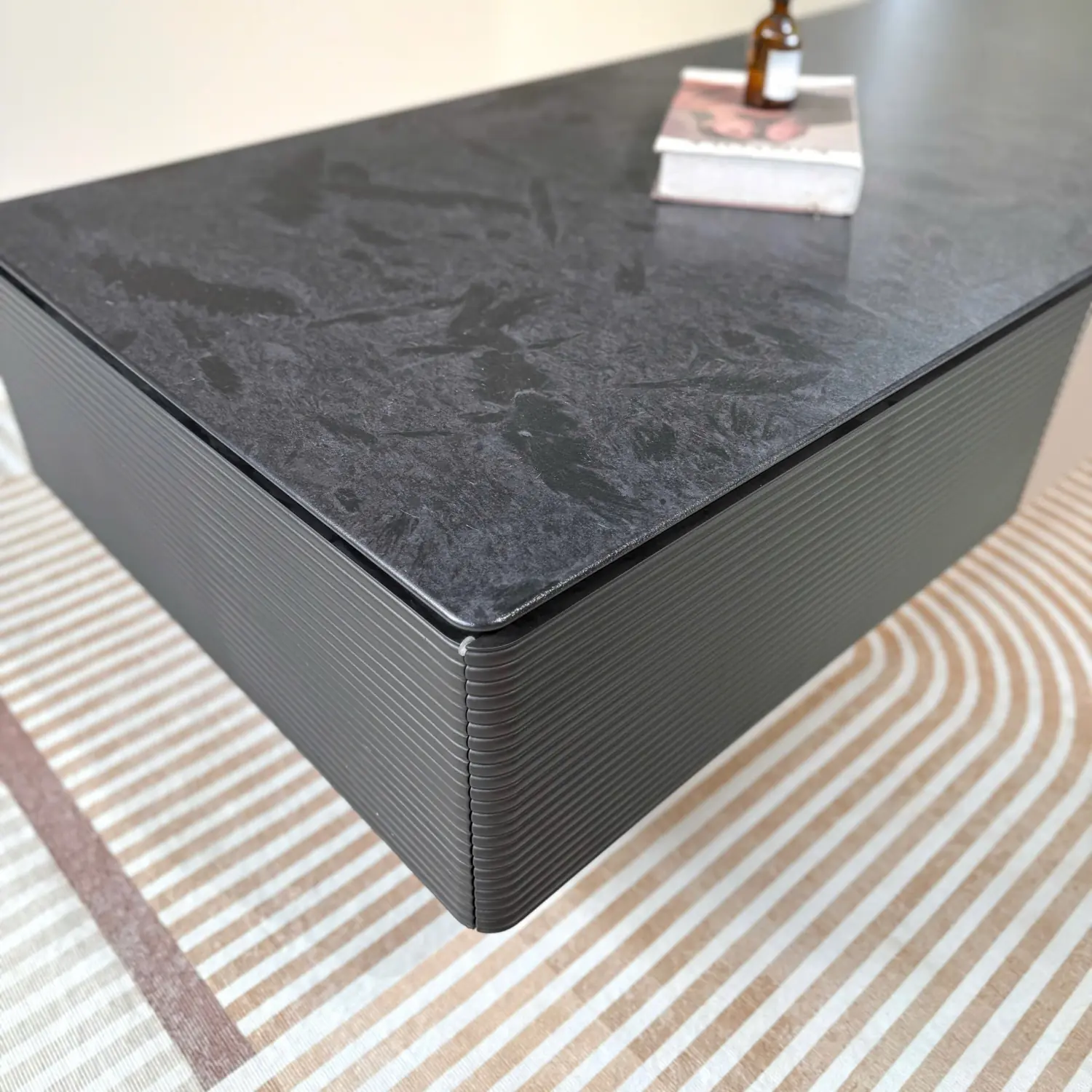 Bàn Trà Vuông Mặt Đá Vân Mây Đen Cao Cấp - SP14280 12 ban tra vuong mat da van may den cao cap sp14280 2