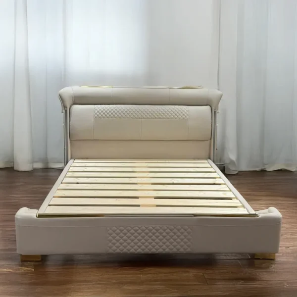 Giường Ngủ Bọc Da Hiện Đại Viền Kim Loại Cao Cấp - SP15917