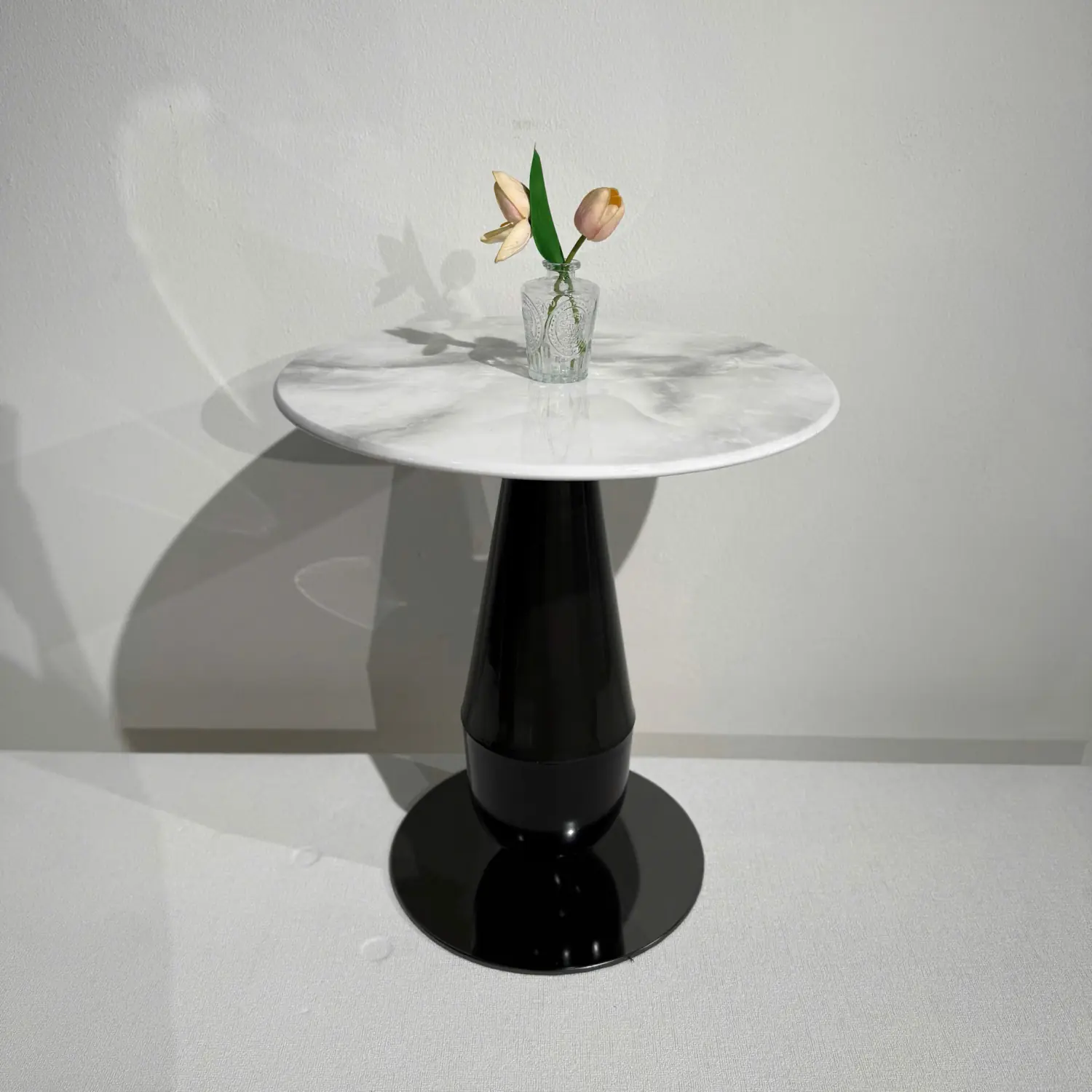 Bàn trà góc sofa mặt đá chân trụ cao cấp hiện đại - SP18554 13 ban tra goc sofa mat da chan tru cao cap hien dai sp18554 1