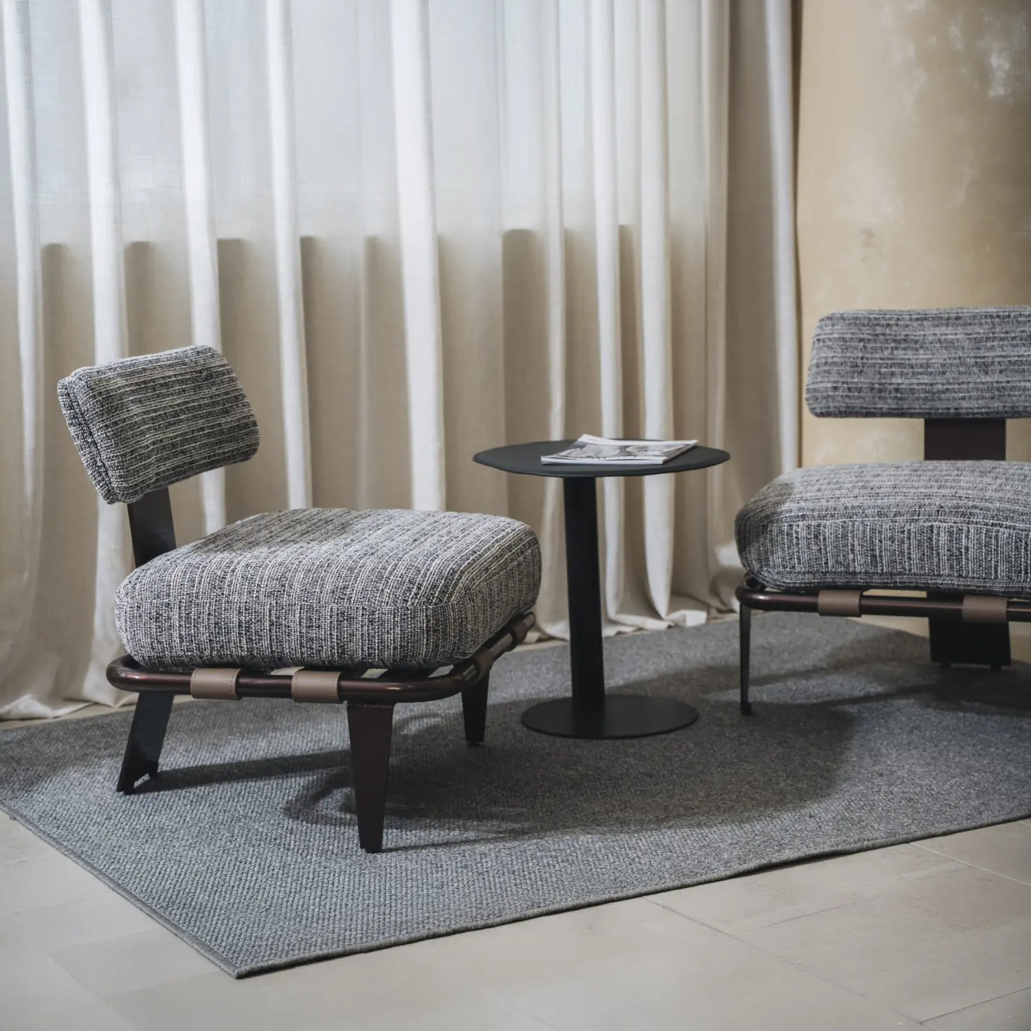 Ghế thư giãn khung gỗ nệm vải êm ái cao cấp hàng xuất khẩu - SP18102 15 ghe thu gian khung go nem vai em ai cao cap hang xuat khau sp18102 4