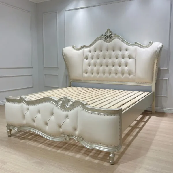 giuong ngu boc da tan co dien dau giuong canh buom cao cap sp18342 2